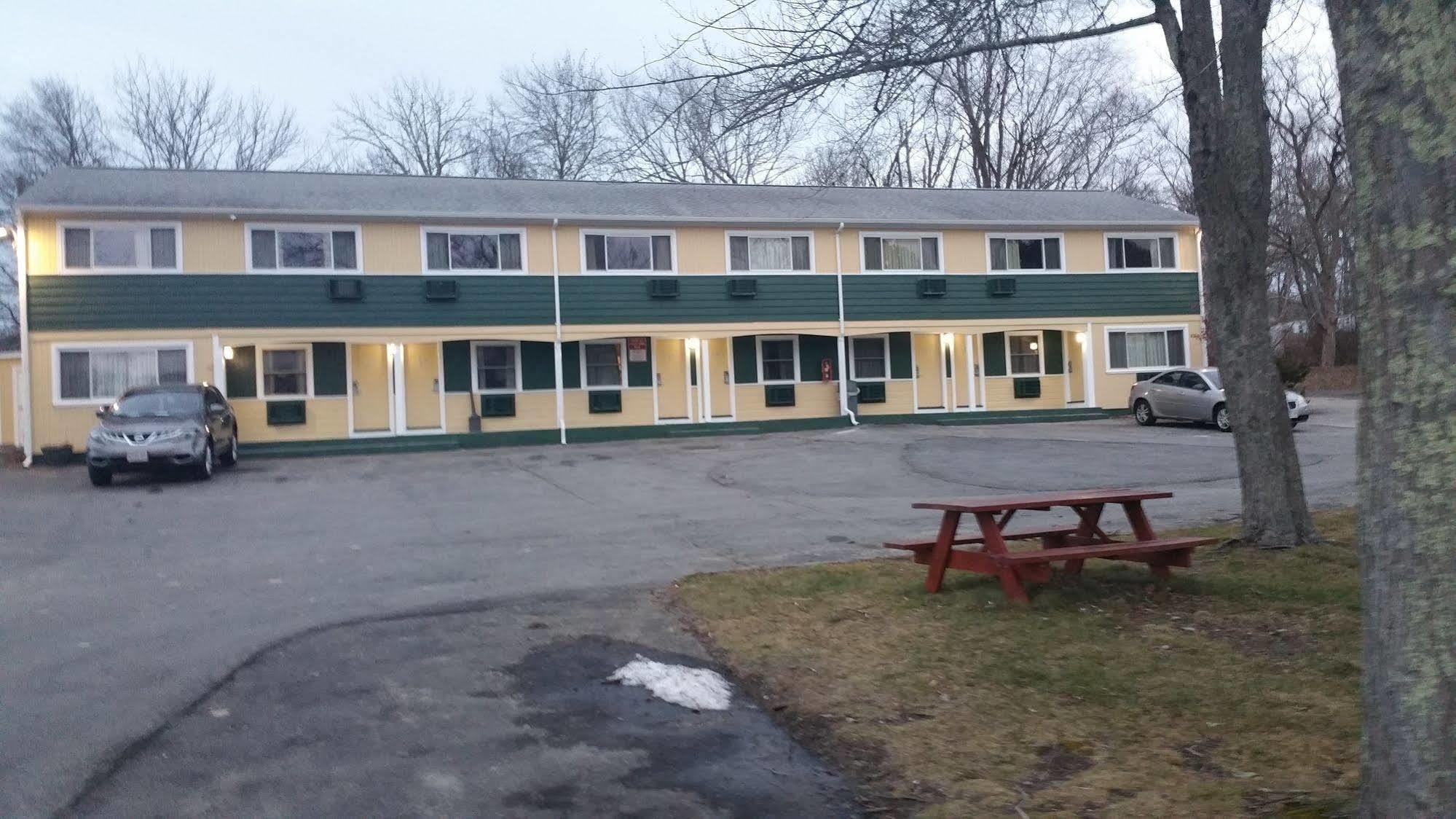 Dartmouth Motor Inn מראה חיצוני תמונה
